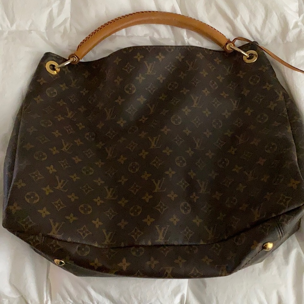 Louis Vuitton Artsy GM
